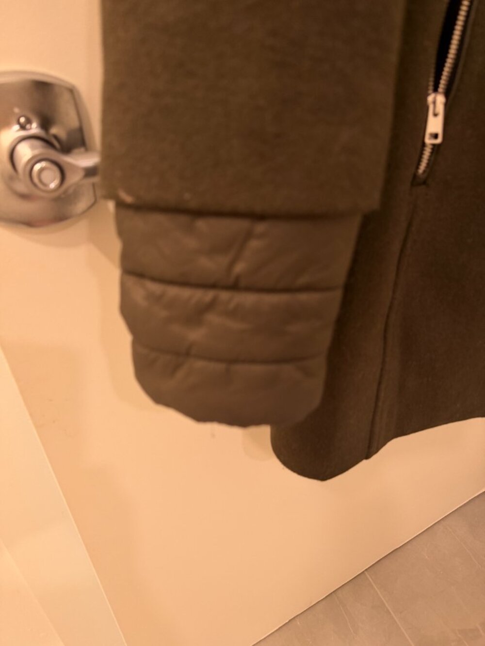 Winter coat - Picture 3 of 3
